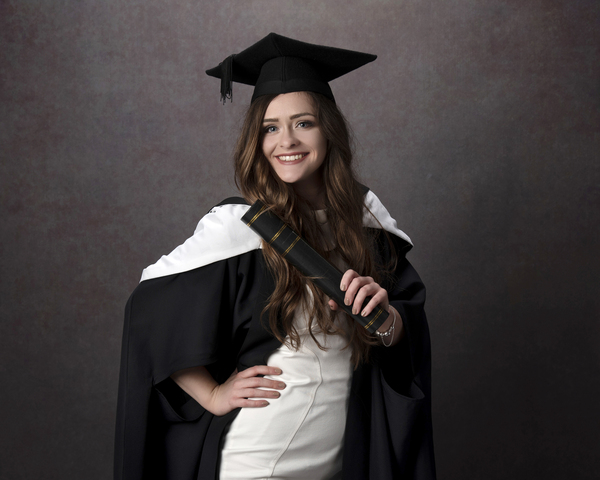 Graduation Photography Girl Graduating 